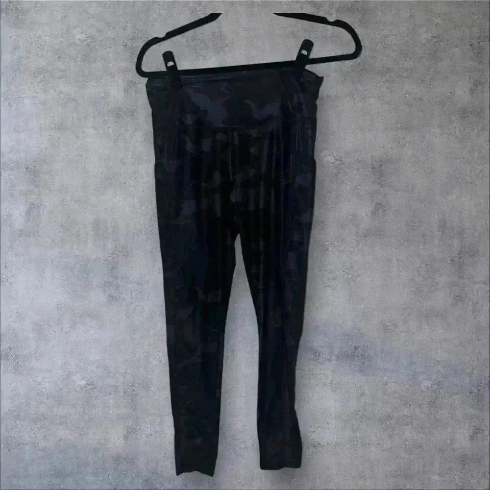PrAna camo print leggings size small
